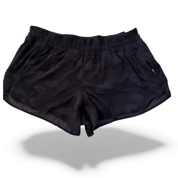 Lululemon Women's Tracker Low-Rise Lined Short 4" Shorts Black Camo Size 18 - Picture 1 of 6